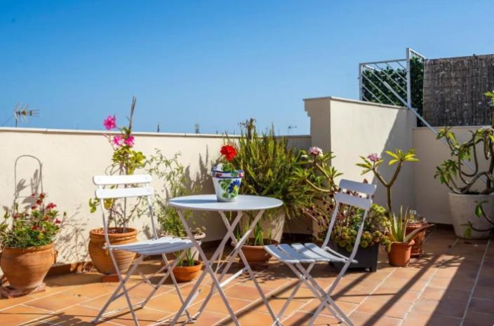 Apartamento Minaga 1 内尔哈 外观 照片